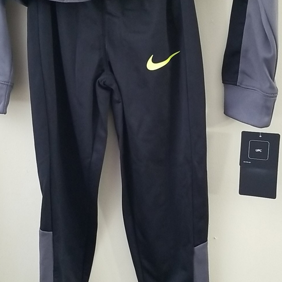 7 Nike Set Gray &Yellow - Picture 2 of 7